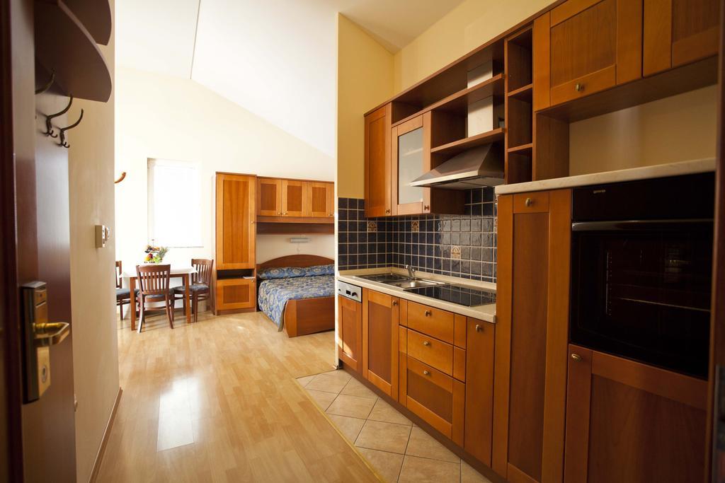Bijeli Delfin Apartament *