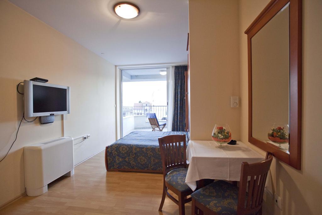 Bijeli Delfin Apartment *