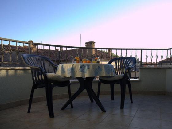 Bijeli Delfin Apartament Biograd Na Moru